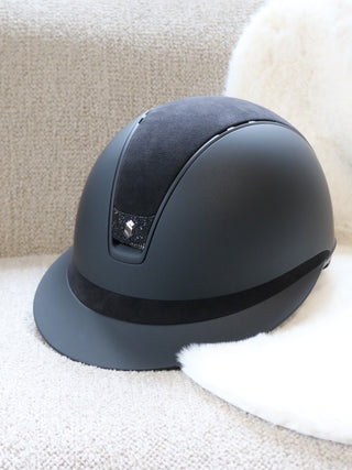 Samshield 2.0 Paardrijhelm Miss Shield Shadowmatt Alcantara Crystal Blazon Zwart