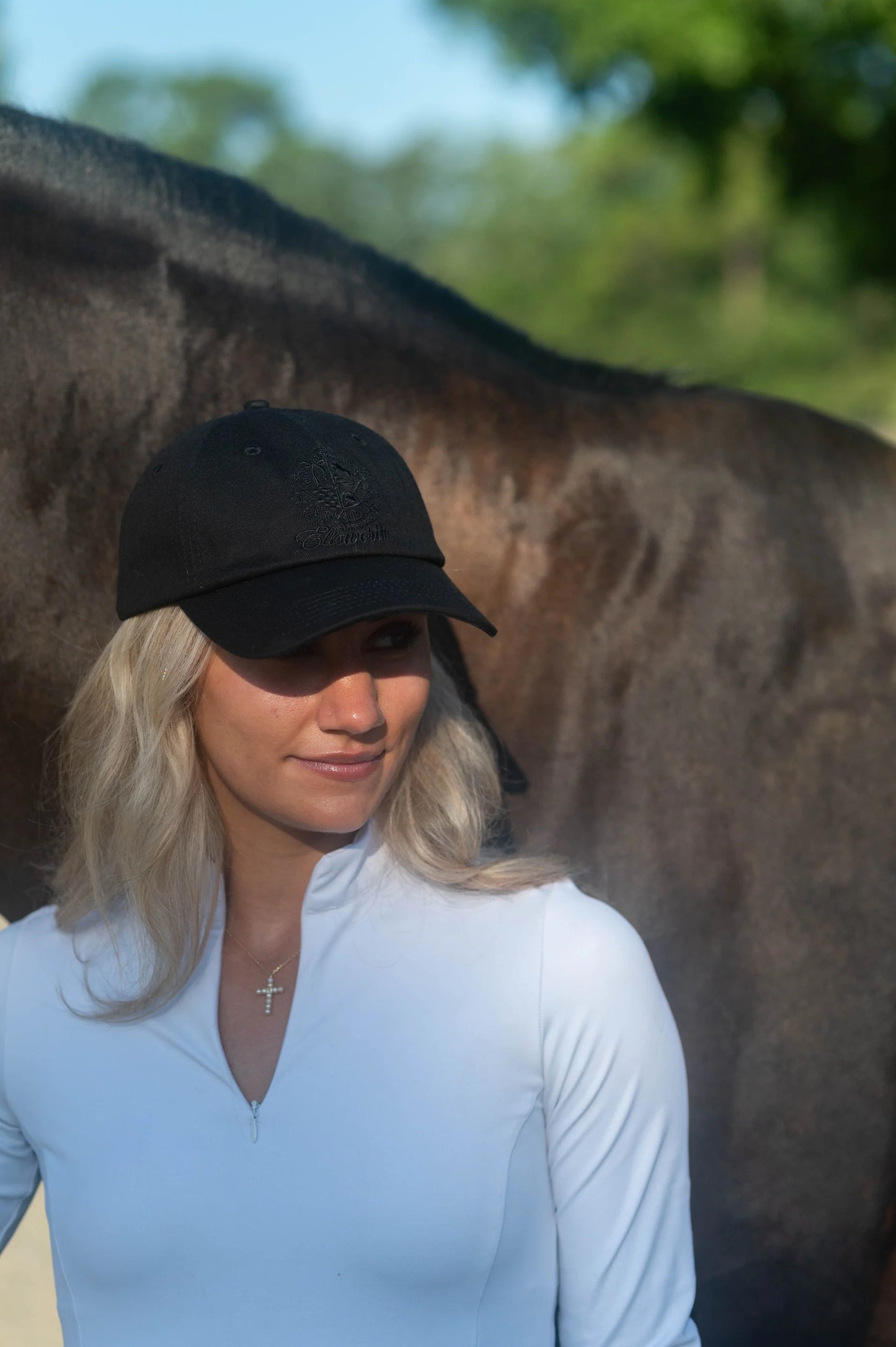 The Crest Dad Cap Zwart