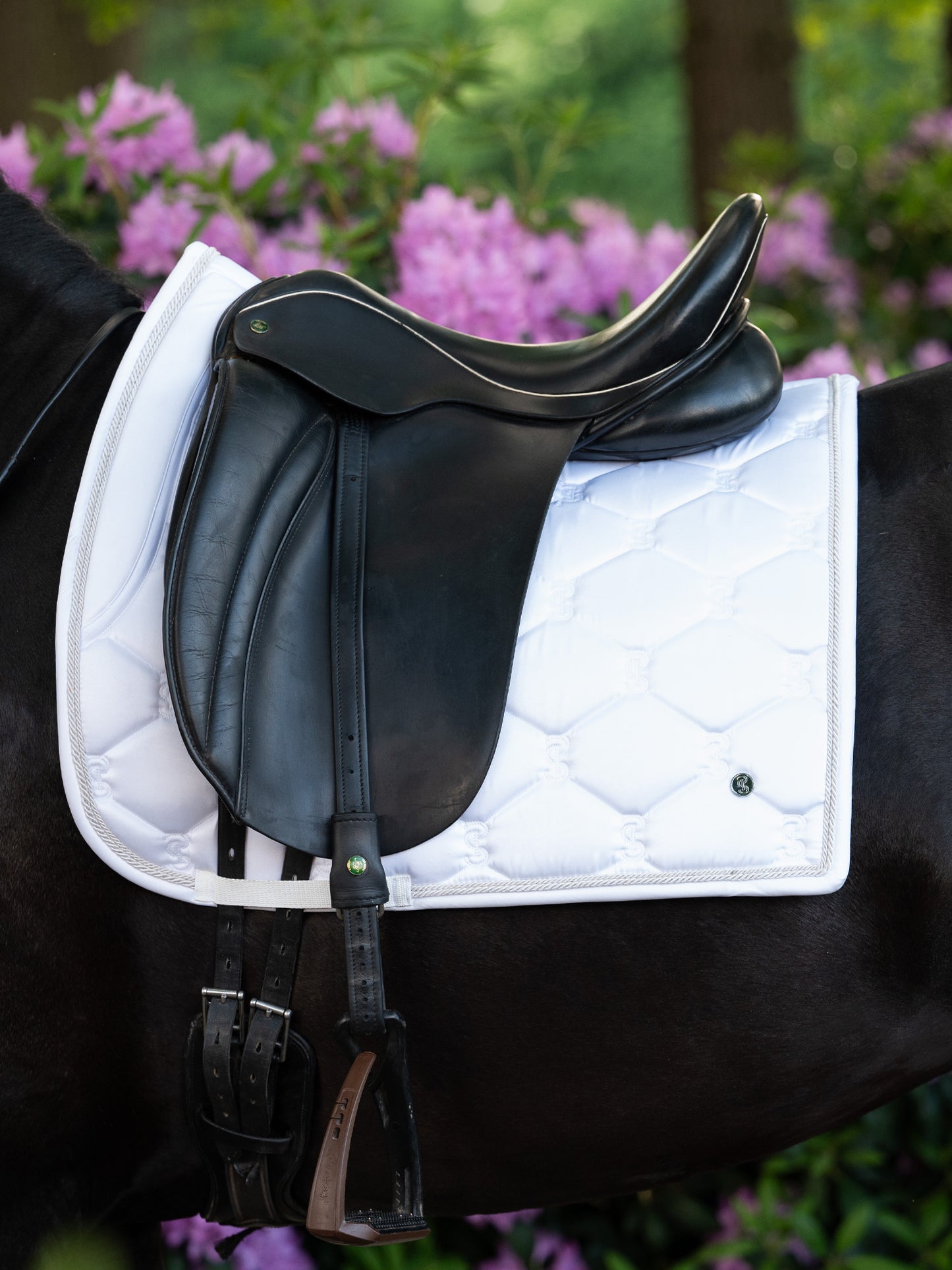 PS of Sweden zadeldekje dressuur Signature Wit